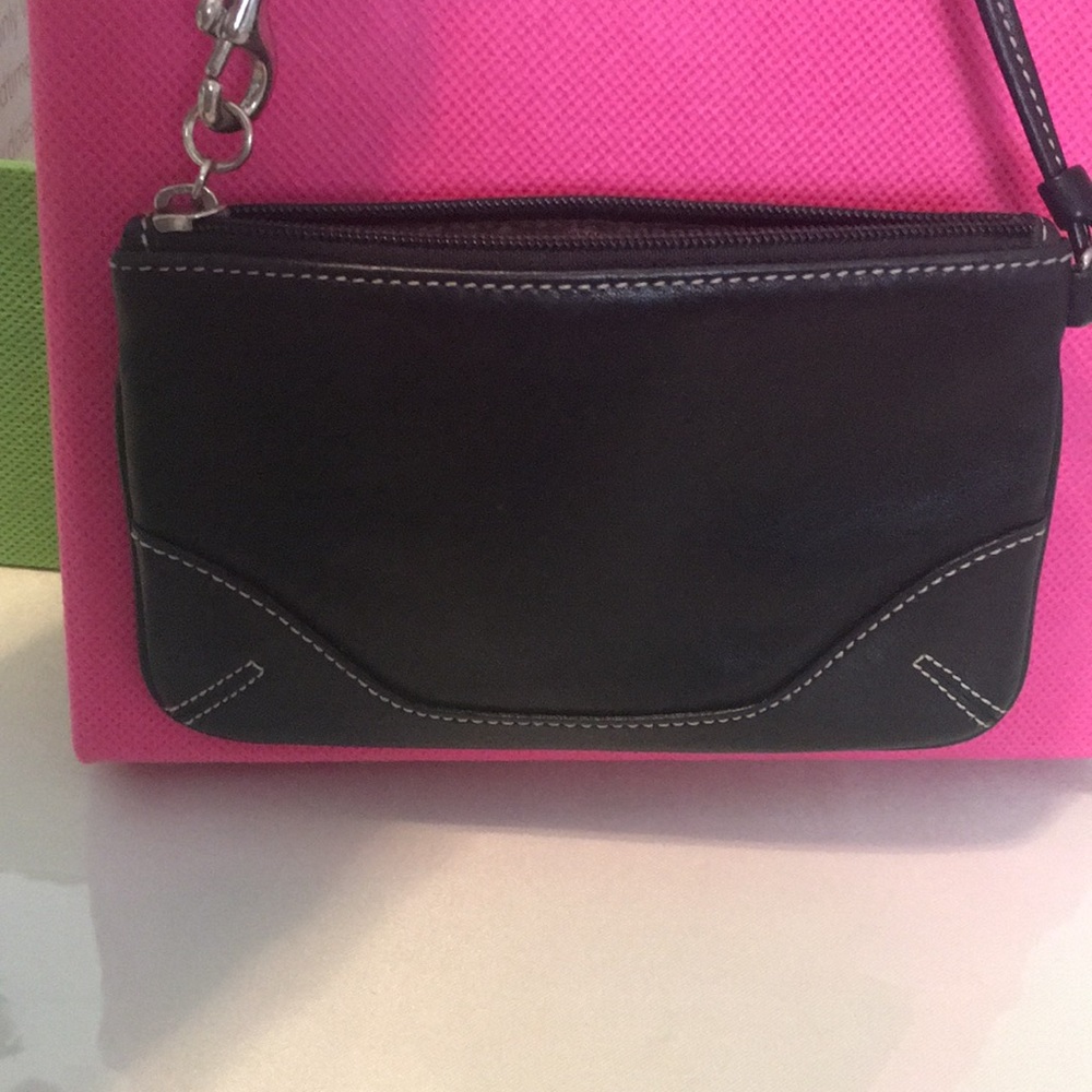 Coach - Picture 3 of 3